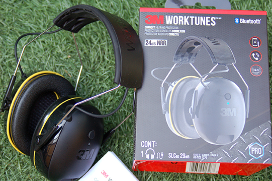 3M WorkTunes Connect Hearing Protector Review